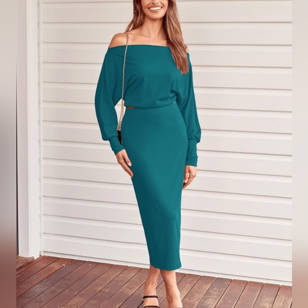 Two piece skirt set